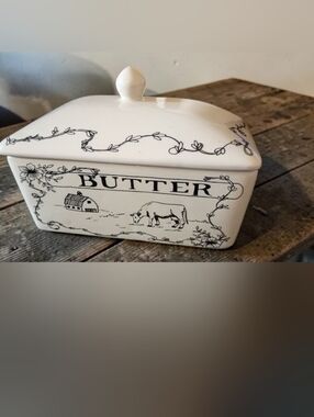 Creative Co-Op Country Style White Black Stoneware Butter Dish w Lid Farmhouse